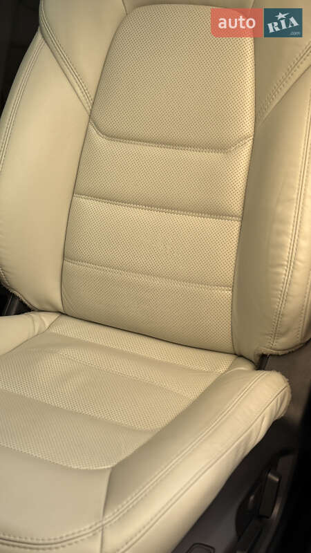 Внедорожник / Кроссовер Mazda CX-5 2017 в Черновцах
