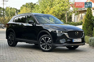 Внедорожник / Кроссовер Mazda CX-5 2023 в 