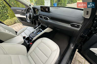 Внедорожник / Кроссовер Mazda CX-5 2023 в 