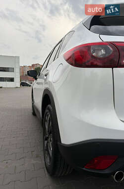 Внедорожник / Кроссовер Mazda CX-5 2015 в 