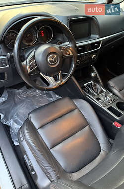 Внедорожник / Кроссовер Mazda CX-5 2015 в 