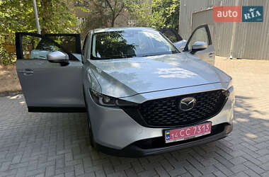 Внедорожник / Кроссовер Mazda CX-5 2023 в 