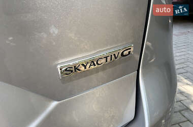 Внедорожник / Кроссовер Mazda CX-5 2023 в 