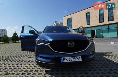 Внедорожник / Кроссовер Mazda CX-5 2018 в 