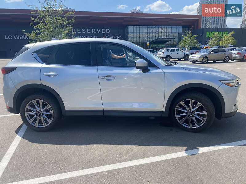 Внедорожник / Кроссовер Mazda CX-5 2019 в Киеве