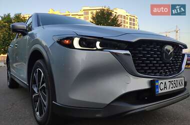 Внедорожник / Кроссовер Mazda CX-5 2023 в 