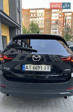 Позашляховик / Кросовер Mazda CX-5 2022 в 