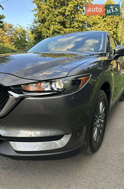 Внедорожник / Кроссовер Mazda CX-5 2018 в 