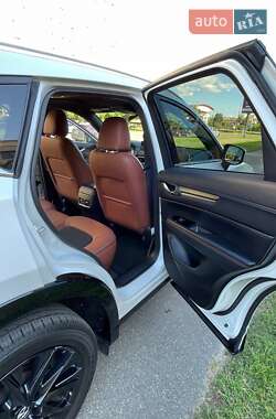 Внедорожник / Кроссовер Mazda CX-5 2023 в 