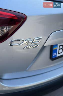 Внедорожник / Кроссовер Mazda CX-5 2015 в 