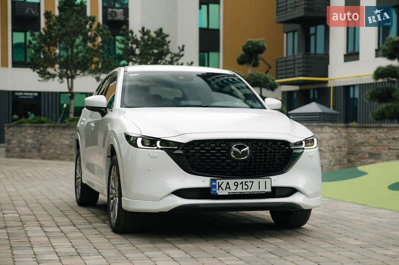 Внедорожник / Кроссовер Mazda CX-5 2023 в 