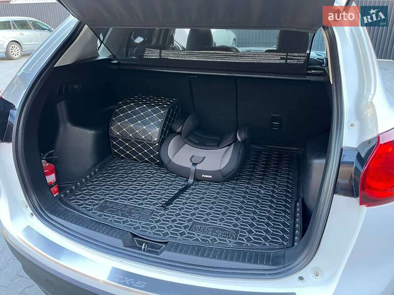 Внедорожник / Кроссовер Mazda CX-5 2015 в Казатине