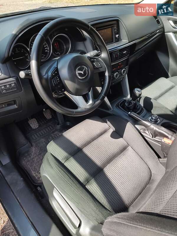 Внедорожник / Кроссовер Mazda CX-5 2014 в Нововолынске