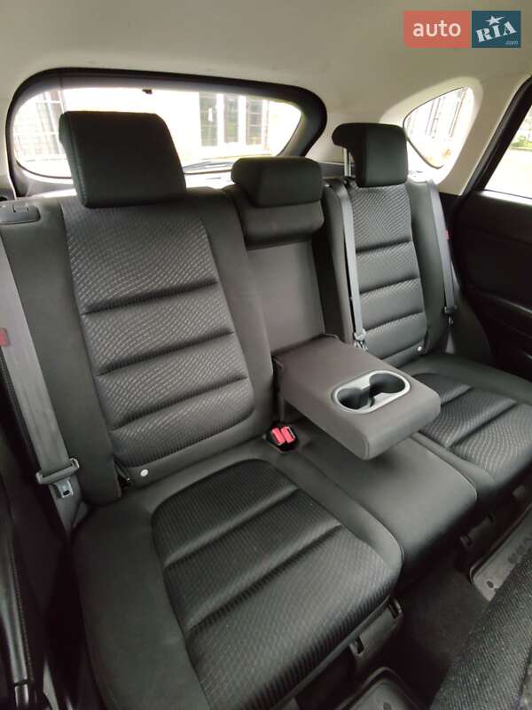 Внедорожник / Кроссовер Mazda CX-5 2014 в Нововолынске