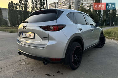 Внедорожник / Кроссовер Mazda CX-5 2017 в 