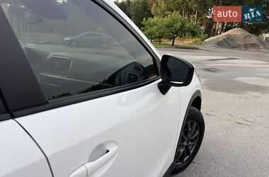 Позашляховик / Кросовер Mazda CX-5 2015 в 