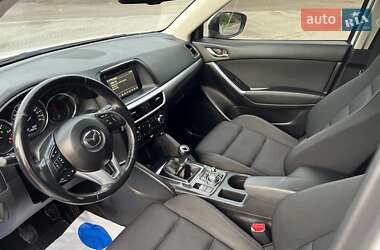 Позашляховик / Кросовер Mazda CX-5 2015 в 