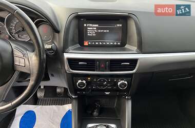 Позашляховик / Кросовер Mazda CX-5 2015 в 