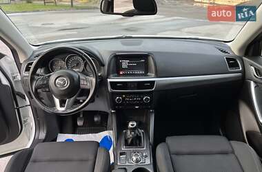 Позашляховик / Кросовер Mazda CX-5 2015 в 
