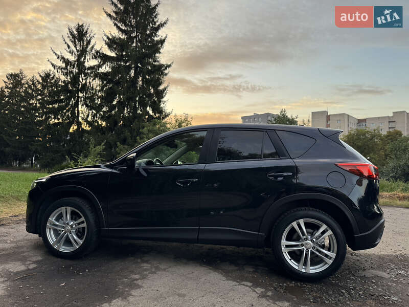 Позашляховик / Кросовер Mazda CX-5 2016 в Луцьку
