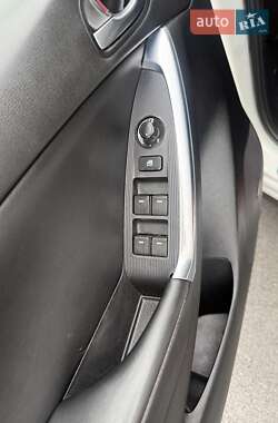 Внедорожник / Кроссовер Mazda CX-5 2013 в 