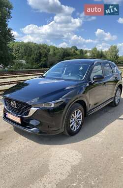 Позашляховик / Кросовер Mazda CX-5 2024 в 