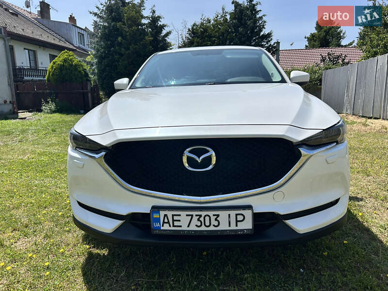 Внедорожник / Кроссовер Mazda CX-5 2018 в 