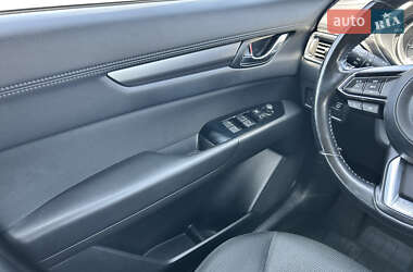 Внедорожник / Кроссовер Mazda CX-5 2018 в 