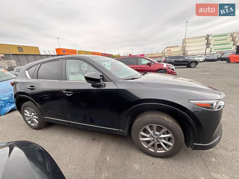 Внедорожник / Кроссовер Mazda CX-5 2024 в 