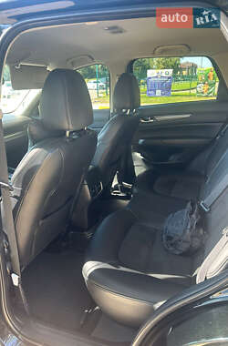 Внедорожник / Кроссовер Mazda CX-5 2018 в 