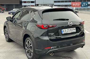 Позашляховик / Кросовер Mazda CX-5 2022 в 