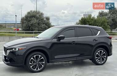 Позашляховик / Кросовер Mazda CX-5 2022 в 