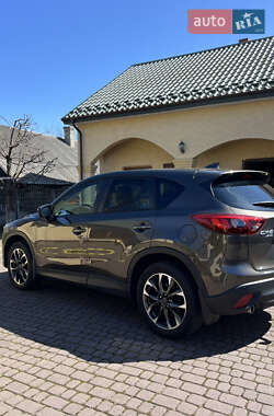 Позашляховик / Кросовер Mazda CX-5 2015 в 