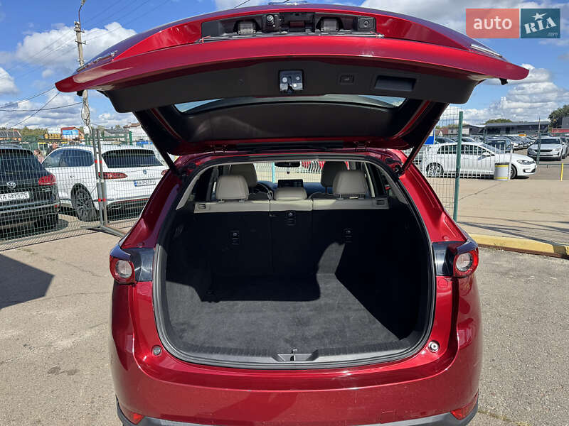 Позашляховик / Кросовер Mazda CX-5 2017 в Києві