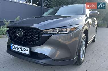Внедорожник / Кроссовер Mazda CX-5 2023 в 
