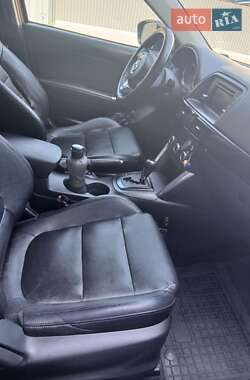 Позашляховик / Кросовер Mazda CX-5 2012 в 