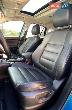 Позашляховик / Кросовер Mazda CX-5 2012 в 