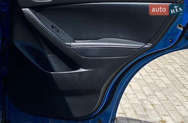Позашляховик / Кросовер Mazda CX-5 2012 в 