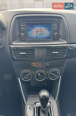 Позашляховик / Кросовер Mazda CX-5 2014 в 