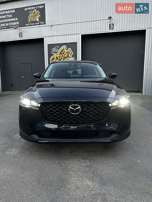 Позашляховик / Кросовер Mazda CX-5 2024 в 