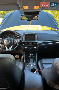 Позашляховик / Кросовер Mazda CX-5 2015 в 