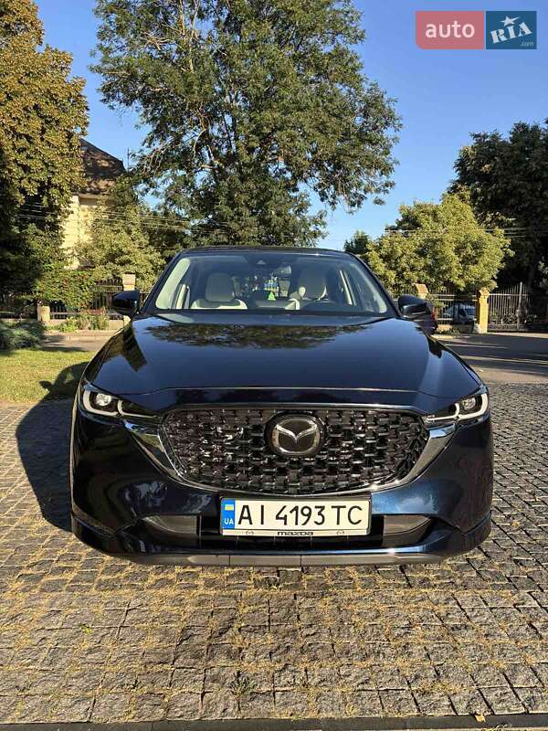 Позашляховик / Кросовер Mazda CX-5 2024 в 