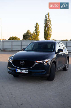 Позашляховик / Кросовер Mazda CX-5 2020 в 