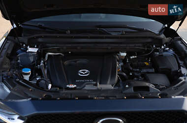 Позашляховик / Кросовер Mazda CX-5 2020 в 