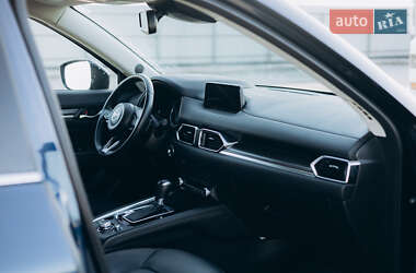 Позашляховик / Кросовер Mazda CX-5 2020 в 
