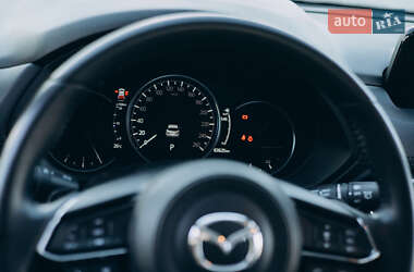 Позашляховик / Кросовер Mazda CX-5 2020 в 