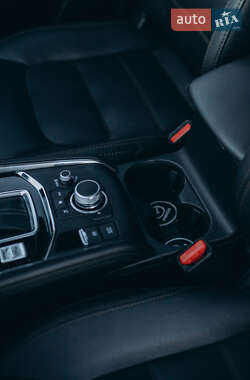 Позашляховик / Кросовер Mazda CX-5 2020 в 