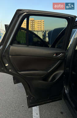 Внедорожник / Кроссовер Mazda CX-5 2016 в 