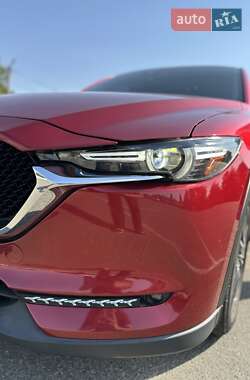 Внедорожник / Кроссовер Mazda CX-5 2017 в 