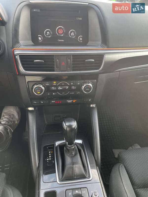 Внедорожник / Кроссовер Mazda CX-5 2015 в Черновцах